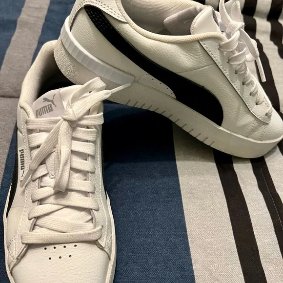 Puma - Picture 3 of 3